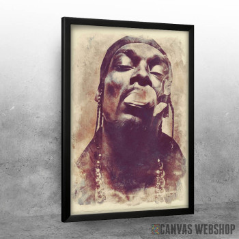Snoop in smoke