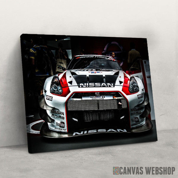 Slika Nissan GTR pogled