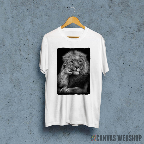lion with baby lion