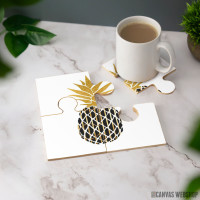 Podmetač Ananas u Crno-Zlatnoj Boji Podmetač Ananas u Crno-Zlatnoj Boji