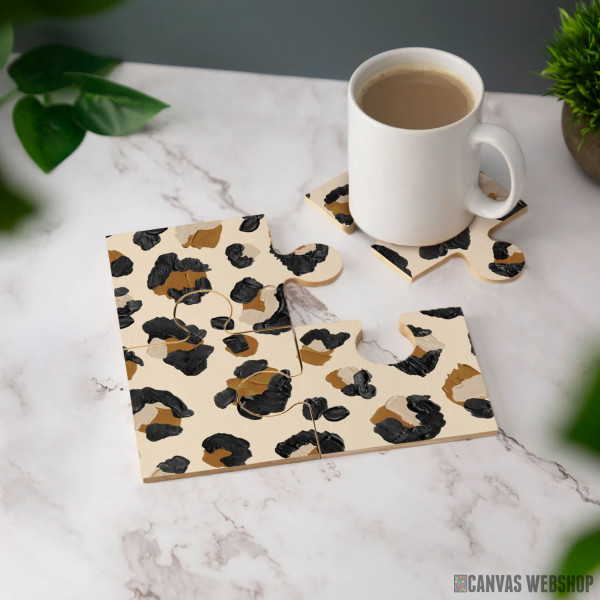 Podmetač Leopard print sa neutralnim zlatnim tonovima