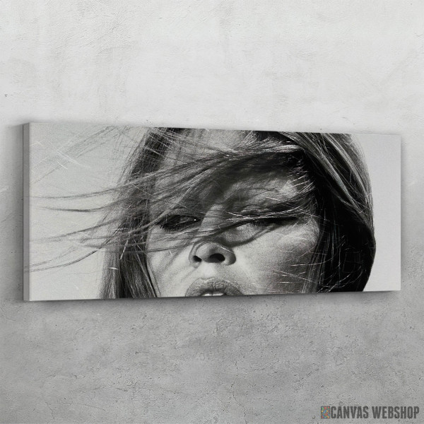 Slika Brizit bardo pusi cigaretu