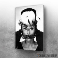 Slika Audrey Hepburn With Hat Slika Audrey Hepburn With Hat