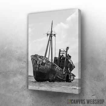 Slika Ship On Shore