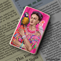 Upaljač A Few Small Nips