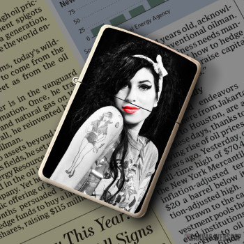 Upaljač Amy Winehouse Lips Red Art Upaljač Amy Winehouse Lips Red Art