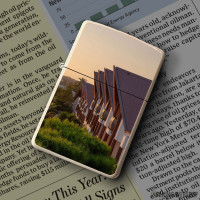 Upaljač Kuce u nizu